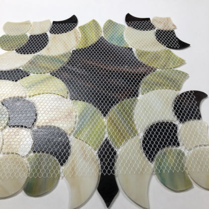 Mosaic Glass Tile 06-064 Green-5 tiles - Image 3