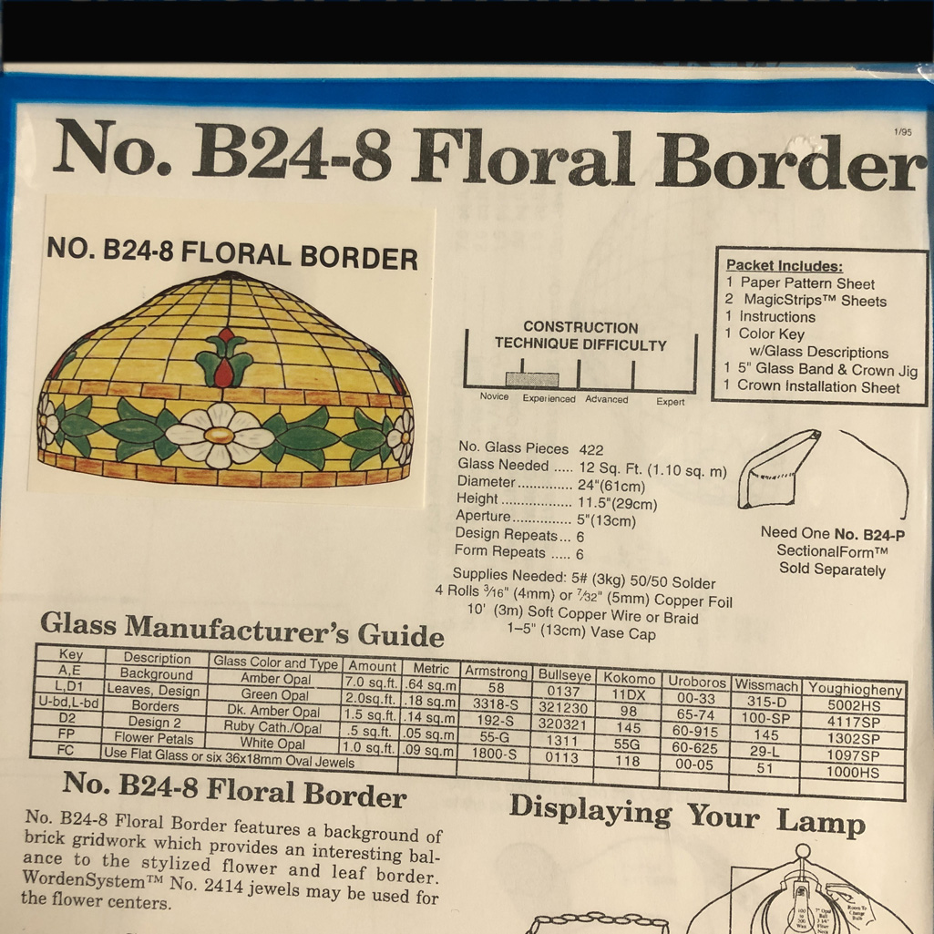 Bot meester schotel Worden B24-8 Floral Border Lamp Pattern | Glass House Store