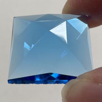 Faceted Square 25mm Jewel - Turquoise FQ25-05 - Image 2