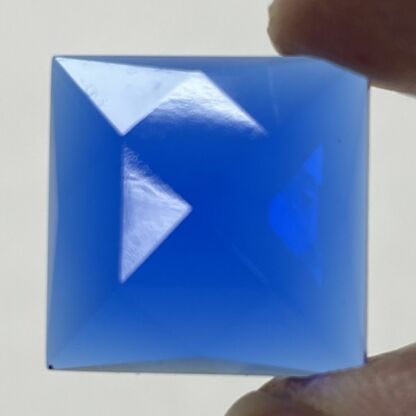 Faceted Square 18mm Jewel - Blue FQ18-04