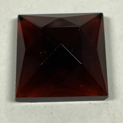Faceted Square 25mm Jewel - Dark Amber FQ25-21 - Image 2