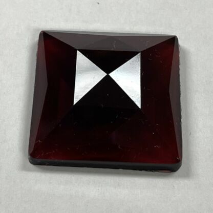 Faceted Square 30mm Jewel - Cranberry Pink FQ30-340 - Image 2
