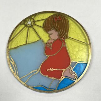 Religious Theme Filigree & Glass -  Girl Praying 98-106B