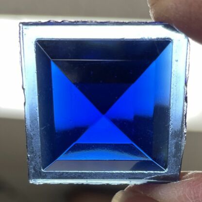 Multi Faceted Square 25mm Jewel - Blue ST25-04