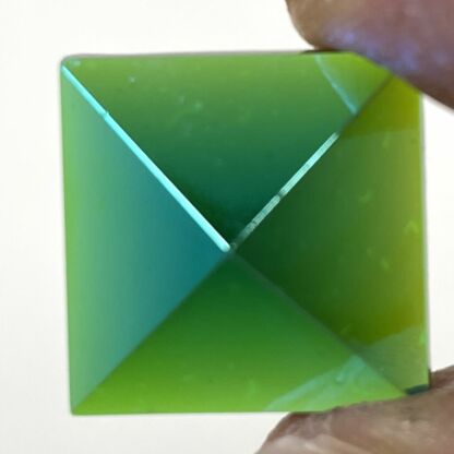 Dichroic Pyramid Square 18mm Jewel - Green PST18-03 - Image 3