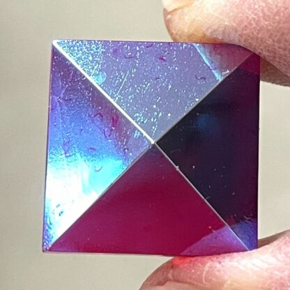 Dichroic Pyramid Square 18mm Jewel - Red PST18-10