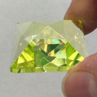Faceted Square 25mm Jewel - Vaseline Yellow FQ25-313